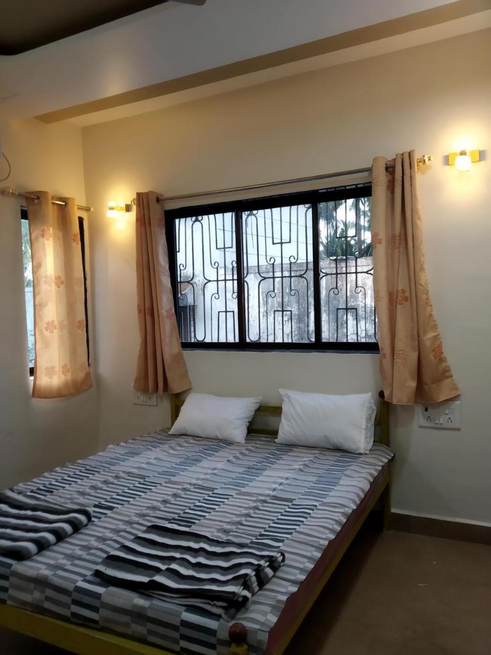 Mountain View Cottage Alibag Bagian luar foto